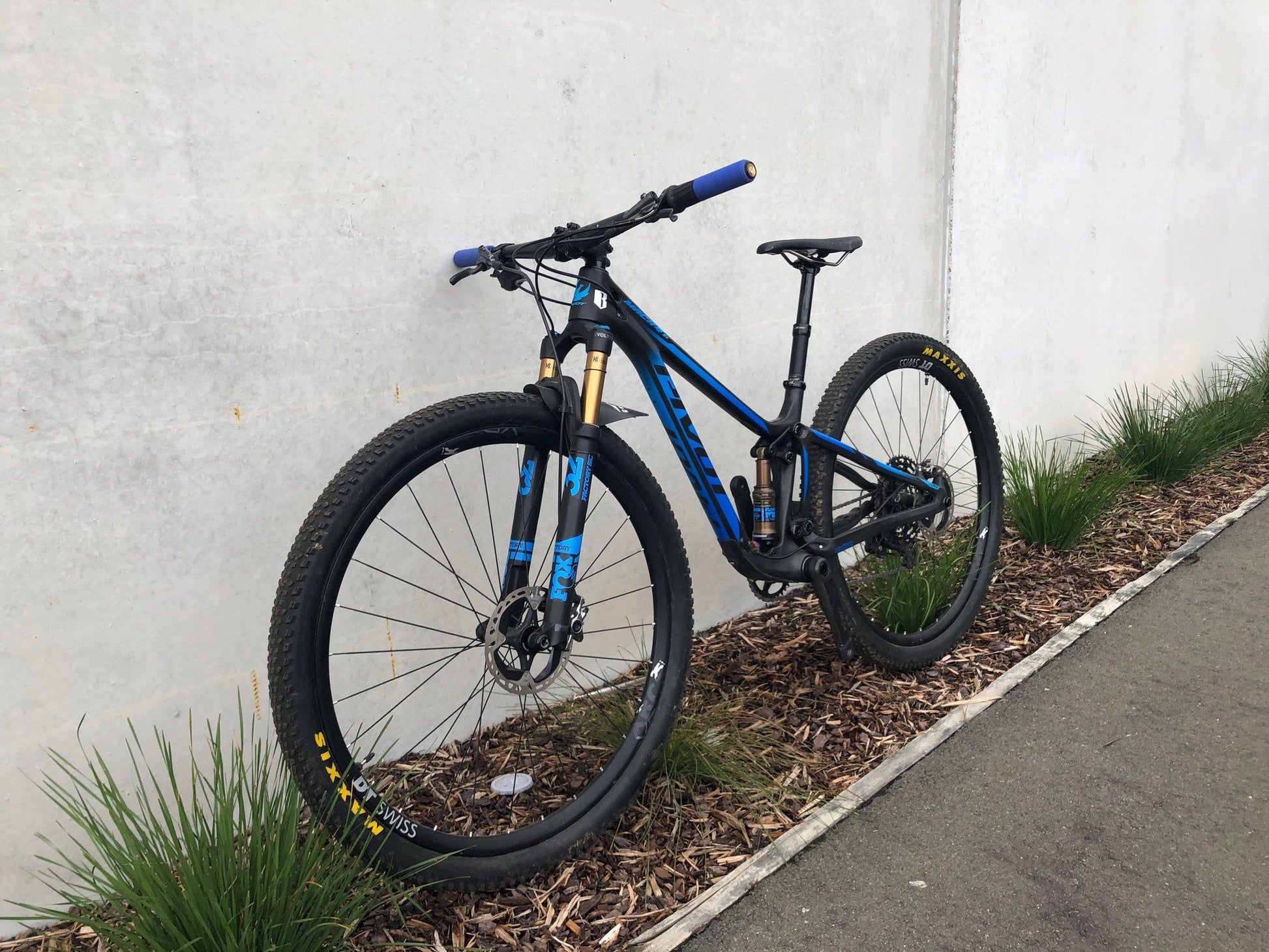 Ex Demo Mach 4 SL Team XTR XS - Pivot Cycles NZ